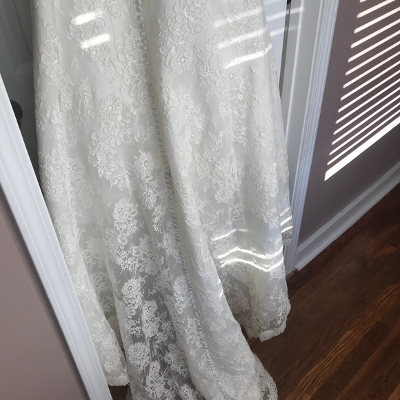 Justin Alexander Wedding Dress - street size 4 - Picture 5 of 8